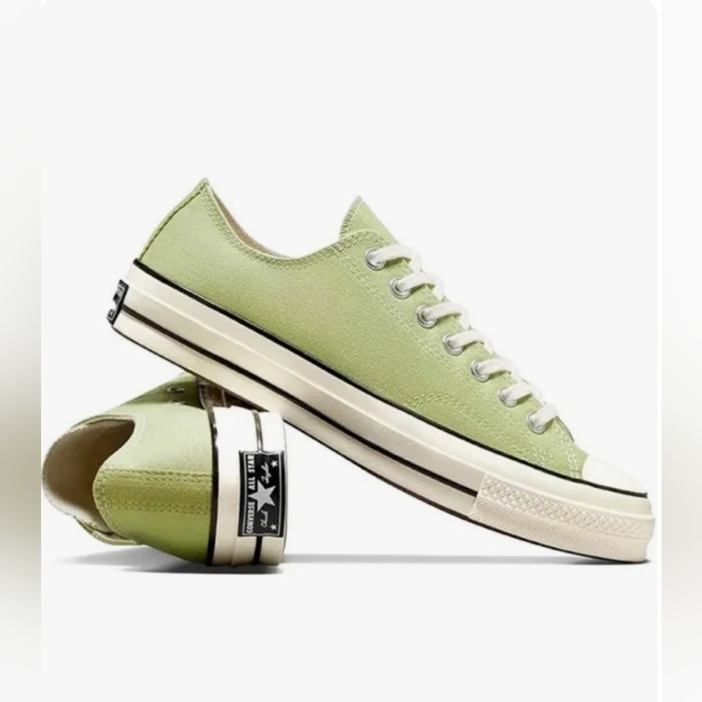 Converse All Star Chuck Taylor, Chuck 70 OX Low Tops *NWT*